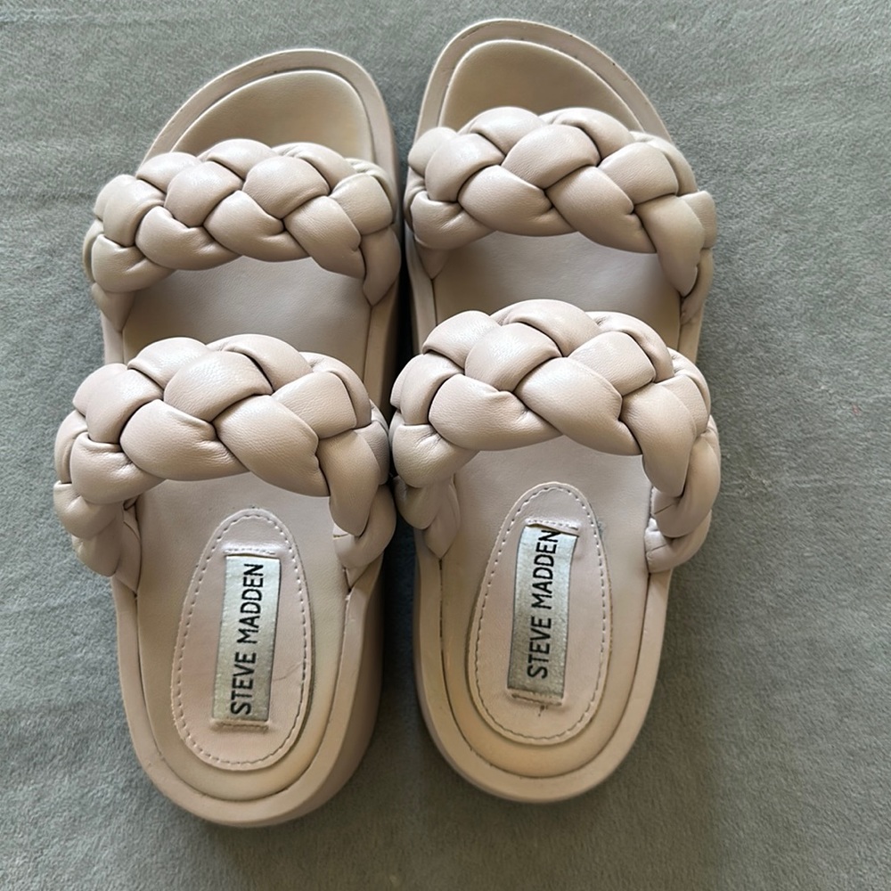 Steve Madden slides